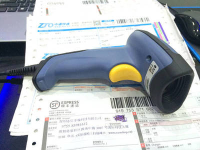 新大陆HR32手持式二维条码扫描枪深度操作测评 效率与可靠性的完美平衡